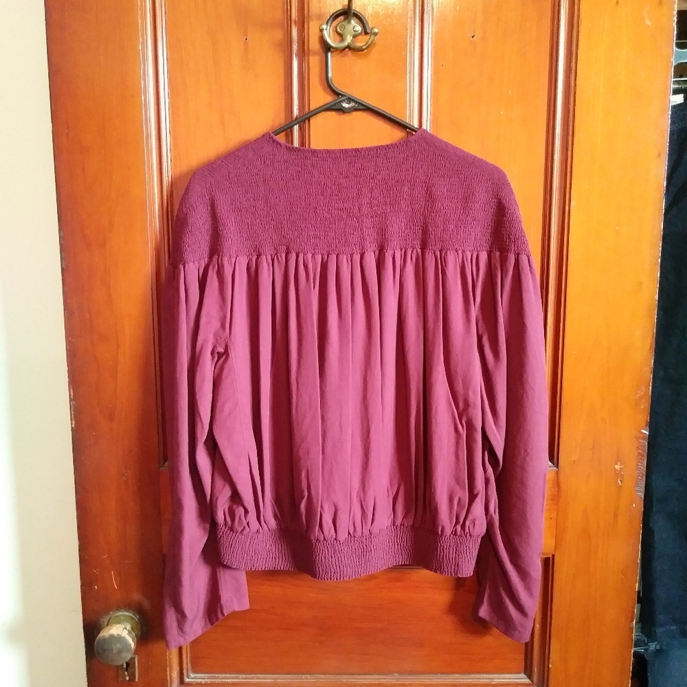 NWT Uniqlo U Rayon Tencel Blouse - Picture 3 of 8